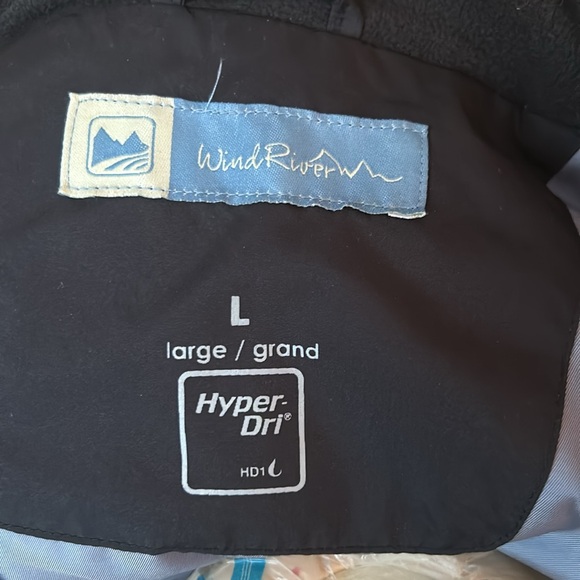 Wind river down winter coat - EUC - Picture 5 of 8